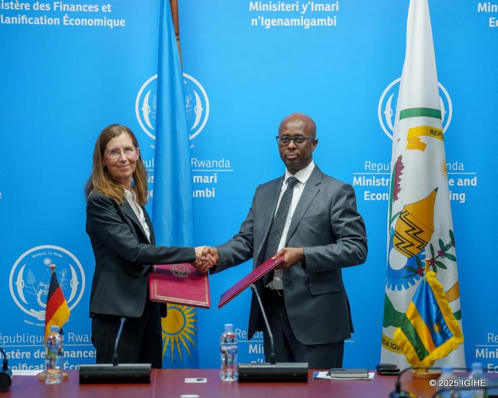The agreement was signed between the Government of Rwanda and the Federal Republic of Germany, represented by the German Development Bank (KfW).