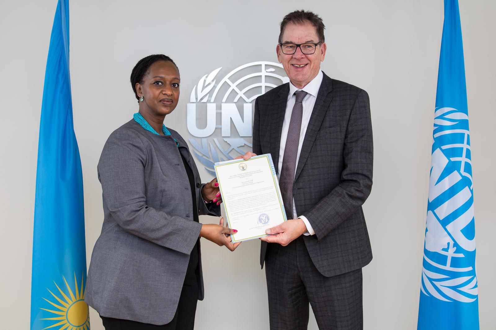 Ambassador Urujeni Bakuramutsa  presenting credentials to Gerd Müller, Director General of the United Nations Industrial Development Organization (UNIDO).