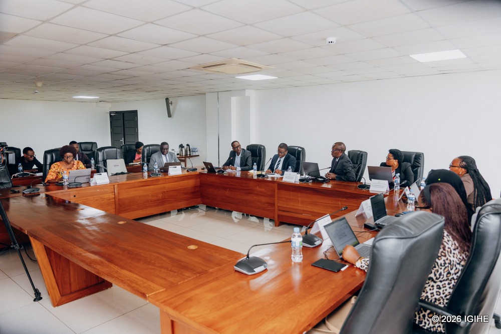 Parliamentarians urge agricultural authorities to rectify inefficiencies.