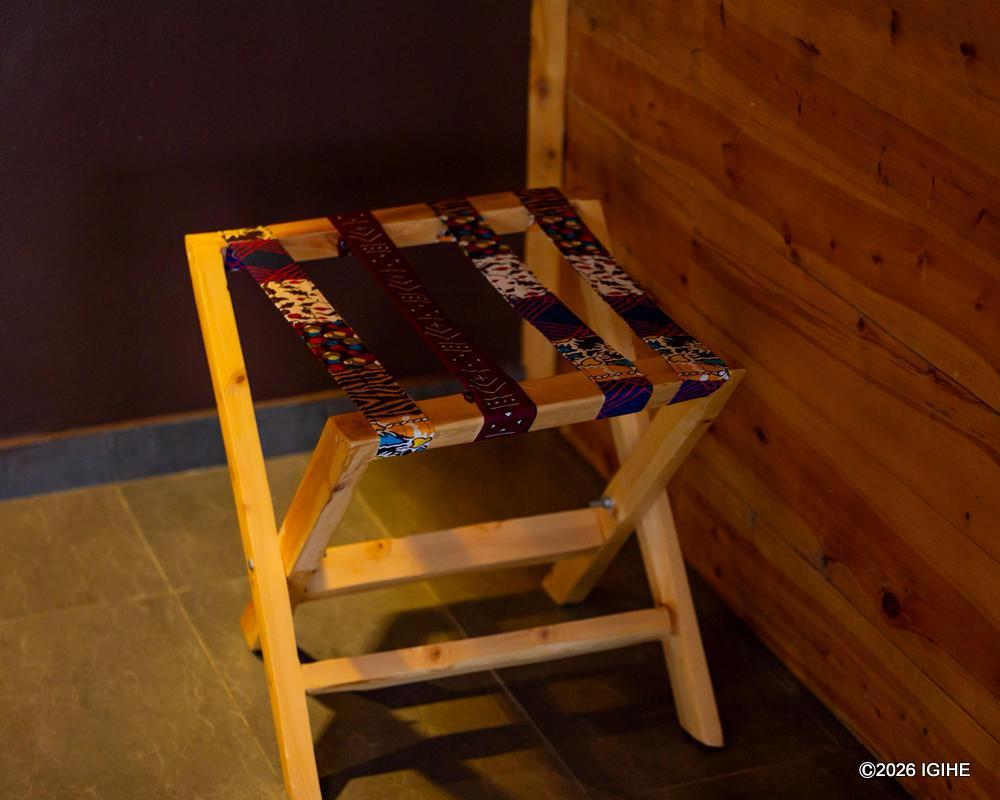 Many of the furnishings are made by local artisans from Rutsiro.