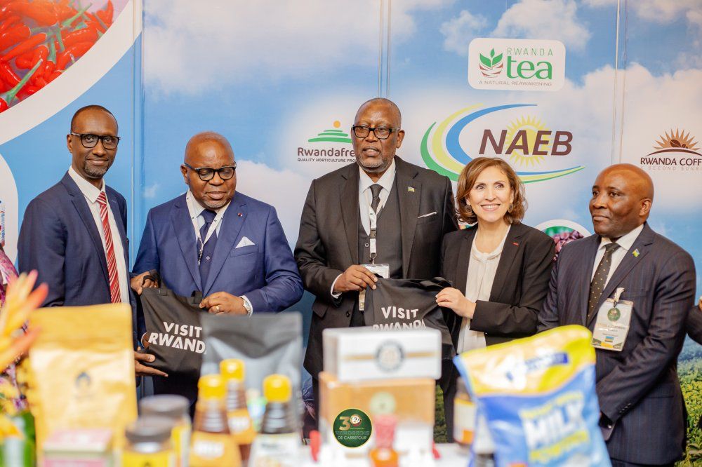 From left to right: NAEB Chief Executive Officer Claude Bizimana, Bruno Jean Richard Itoua, Minister in charge of Hydrocarbons in Congo-Brazzaville, Ndoba Mugunga, Trade Attaché at the Rwandan Embassy in Congo-Brazzaville, and other officials.