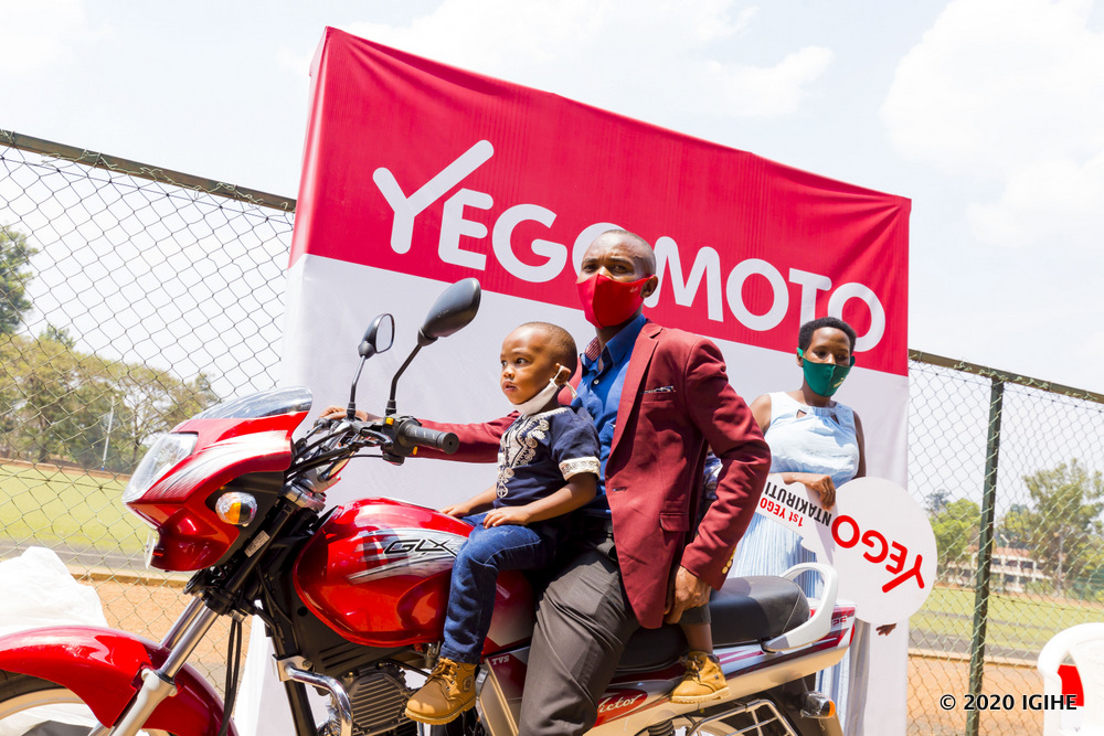 The Cash payment option is still available, put is planned to be phased out to protect against Covid-19 transmissions.