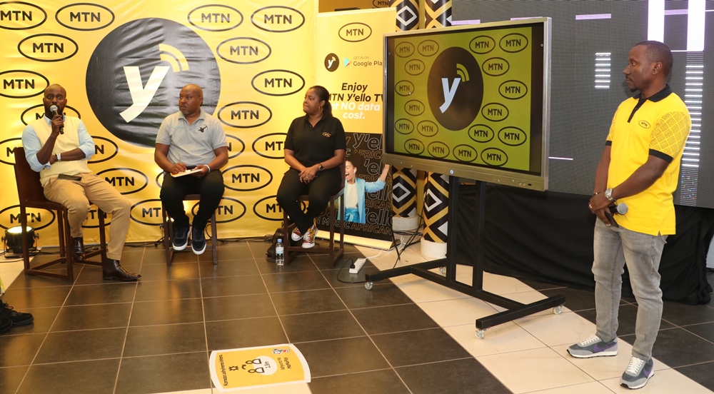 Representatives from MTN and AfrikaStream unveilining the new 'Y’ello TV' app. 