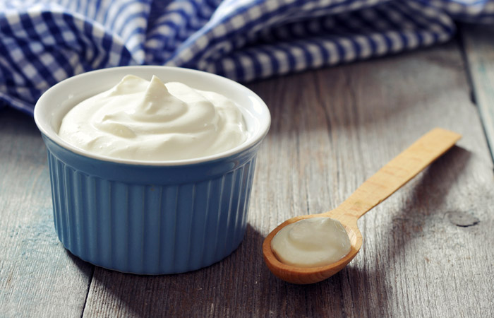 Yogurt might not be your favorite food, but it can help diminish and reduce vaginal odor considerably. Simply have two cups of unsweetened yogurt a day, preferably with meals, to restore the normal pH of the vagina.