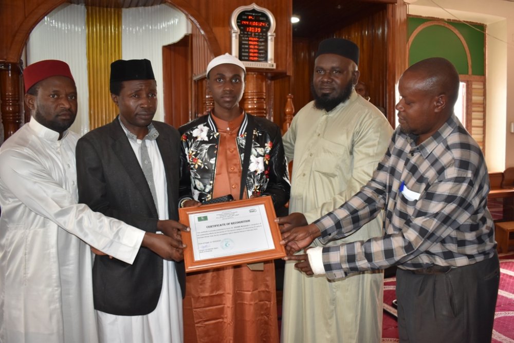 Zigabe Muhamad who competed in the category of memorizing 20 juz’ and won the category was awarded $5000.